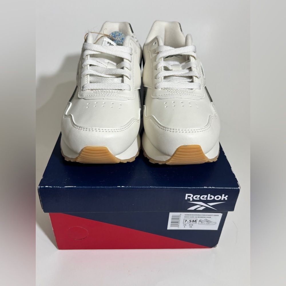 Reebok Harman Run Double Shoes Womens Classic White and Green Sneakers 7.5 - Picture 2 of 12